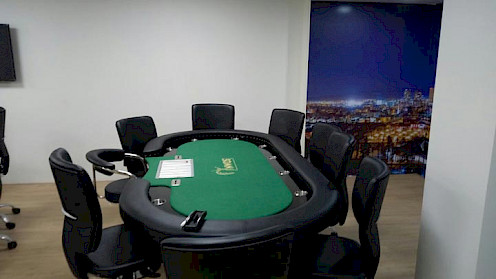 Live poker table